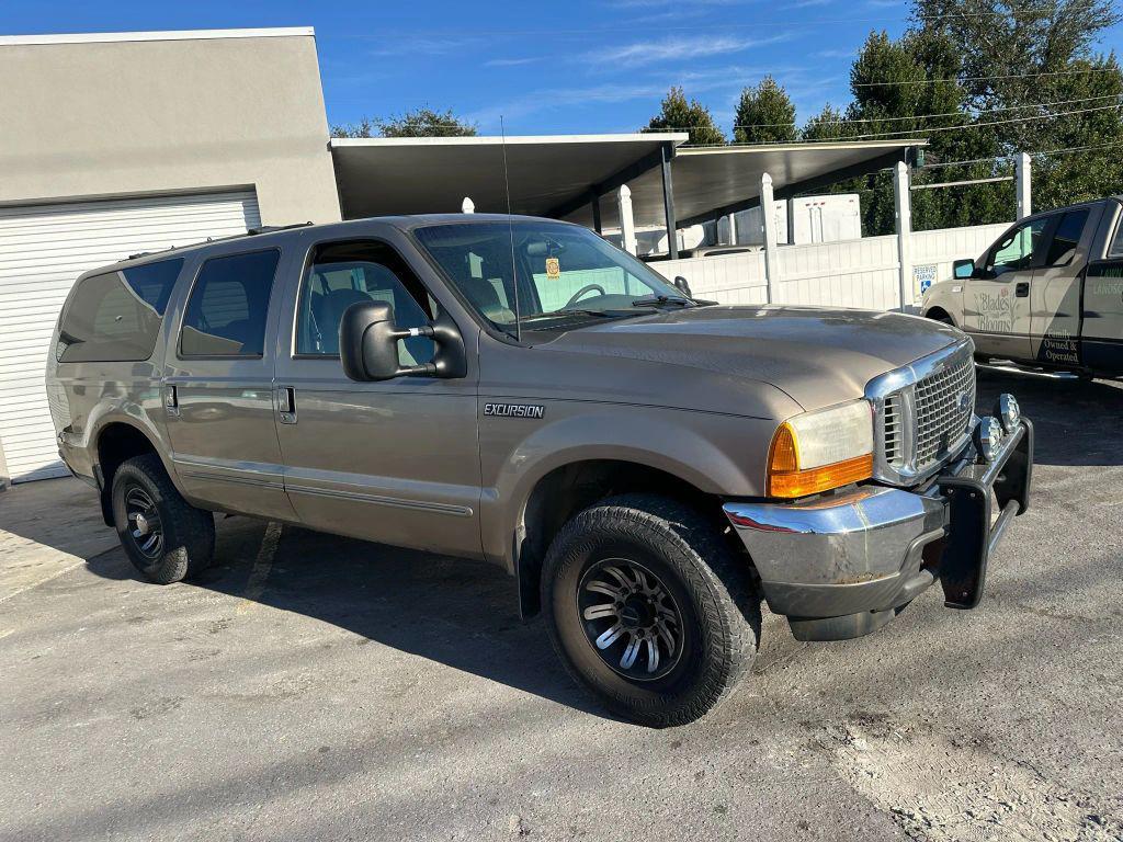 used 2000 Ford Excursion car, priced at $11,995