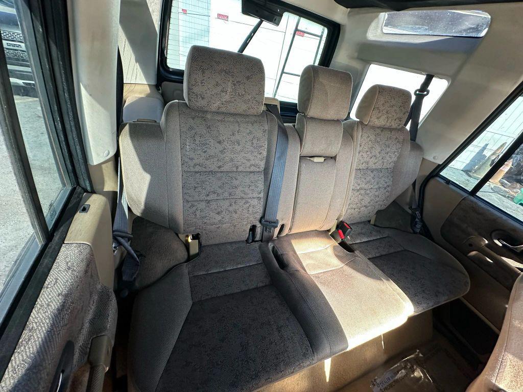 used 1999 Land Rover Discovery car, priced at $5,995