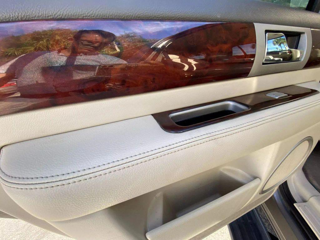 used 2004 Lincoln Navigator car, priced at $4,895