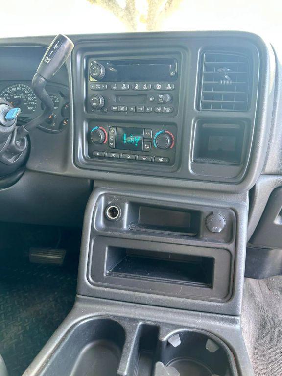 used 2003 Chevrolet Silverado 2500 car, priced at $12,995