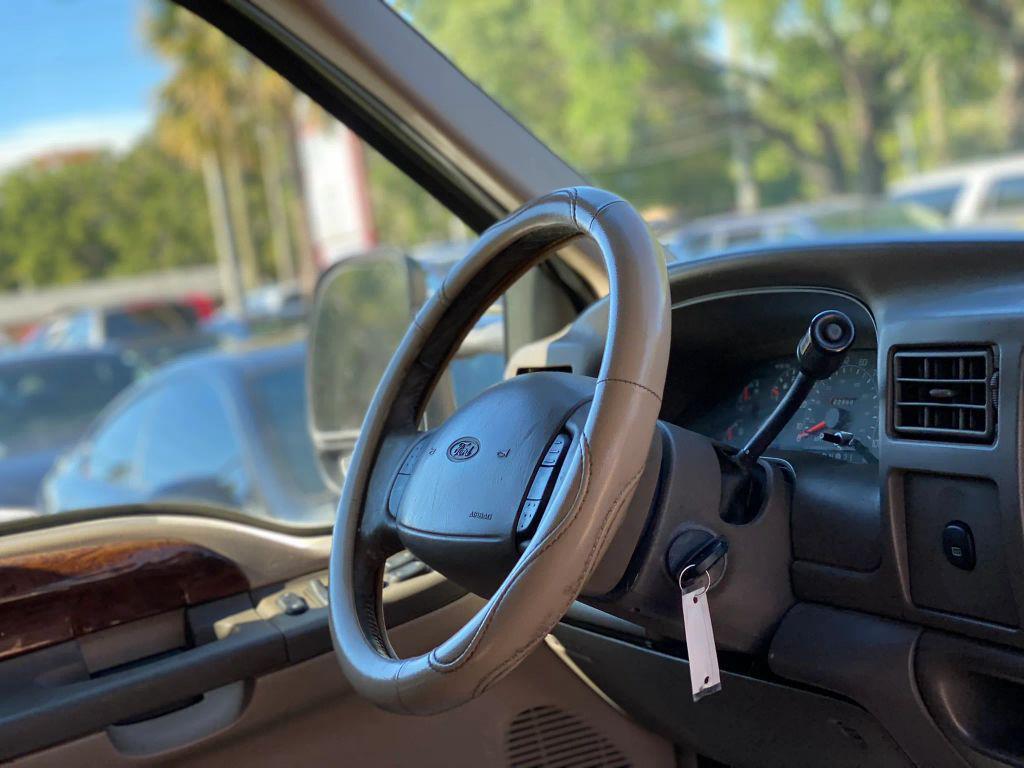 used 2000 Ford Excursion car, priced at $6,995