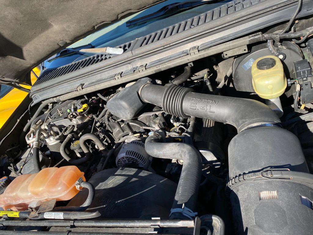 used 2000 Ford Excursion car, priced at $6,995