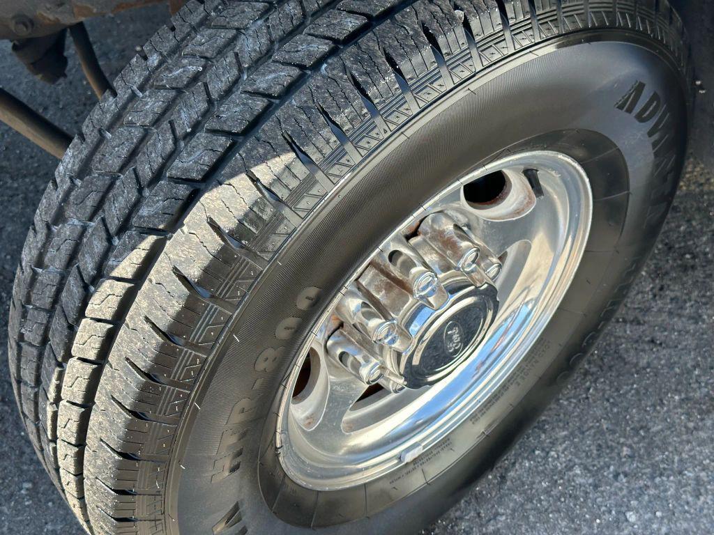 used 2000 Ford Excursion car, priced at $6,995