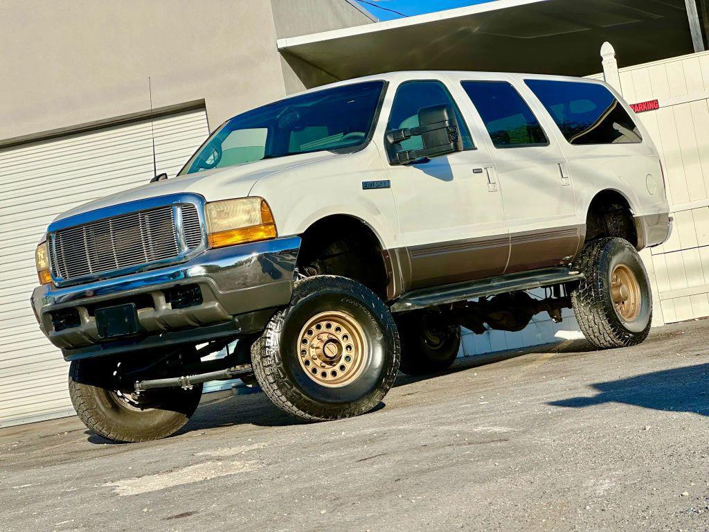used 2001 Ford Excursion car, priced at $11,995