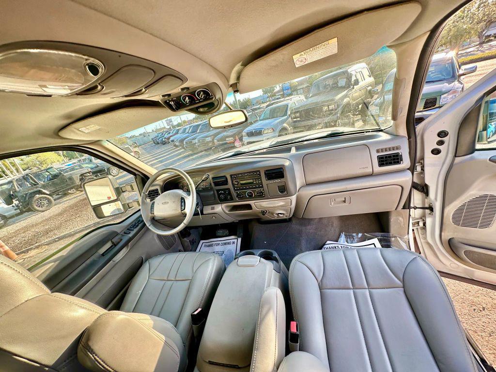 used 2001 Ford Excursion car, priced at $11,995