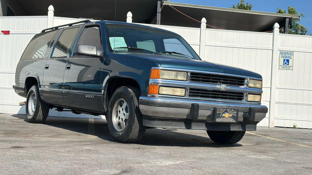 used 1994 Chevrolet Suburban car, priced at $6,995