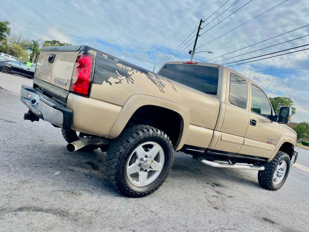 used 2005 Chevrolet Silverado 2500 car, priced at $14,995