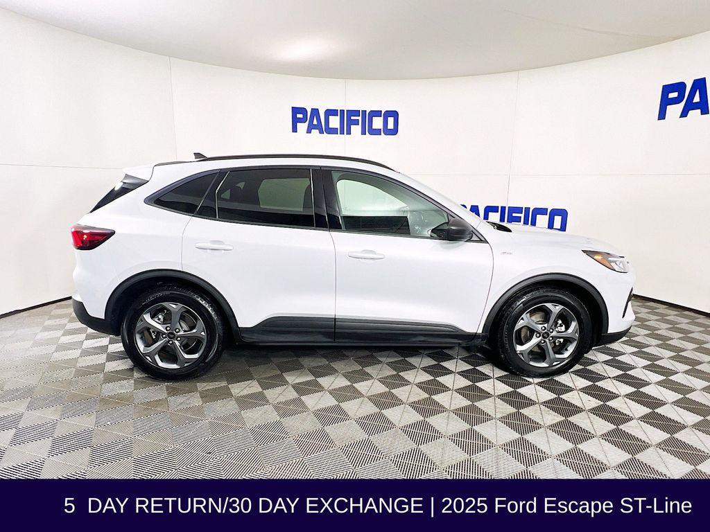 used 2025 Ford Escape car, priced at $21,999
