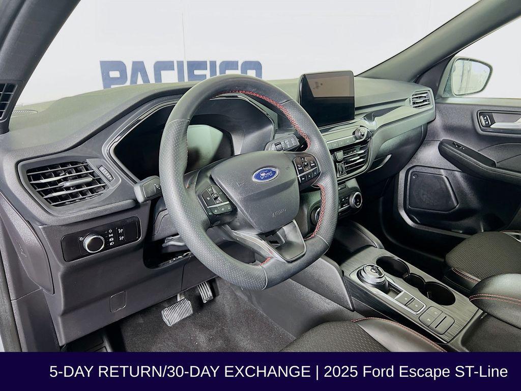used 2025 Ford Escape car, priced at $21,999