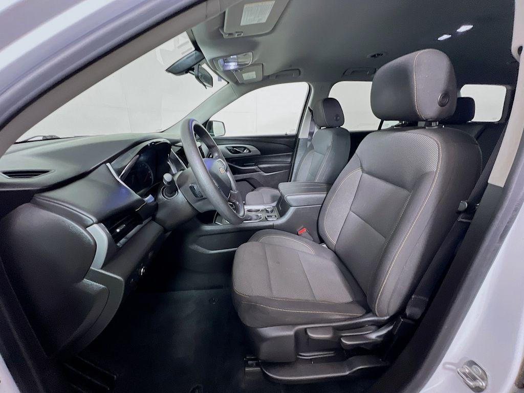 used 2021 Chevrolet Traverse car, priced at $20,480