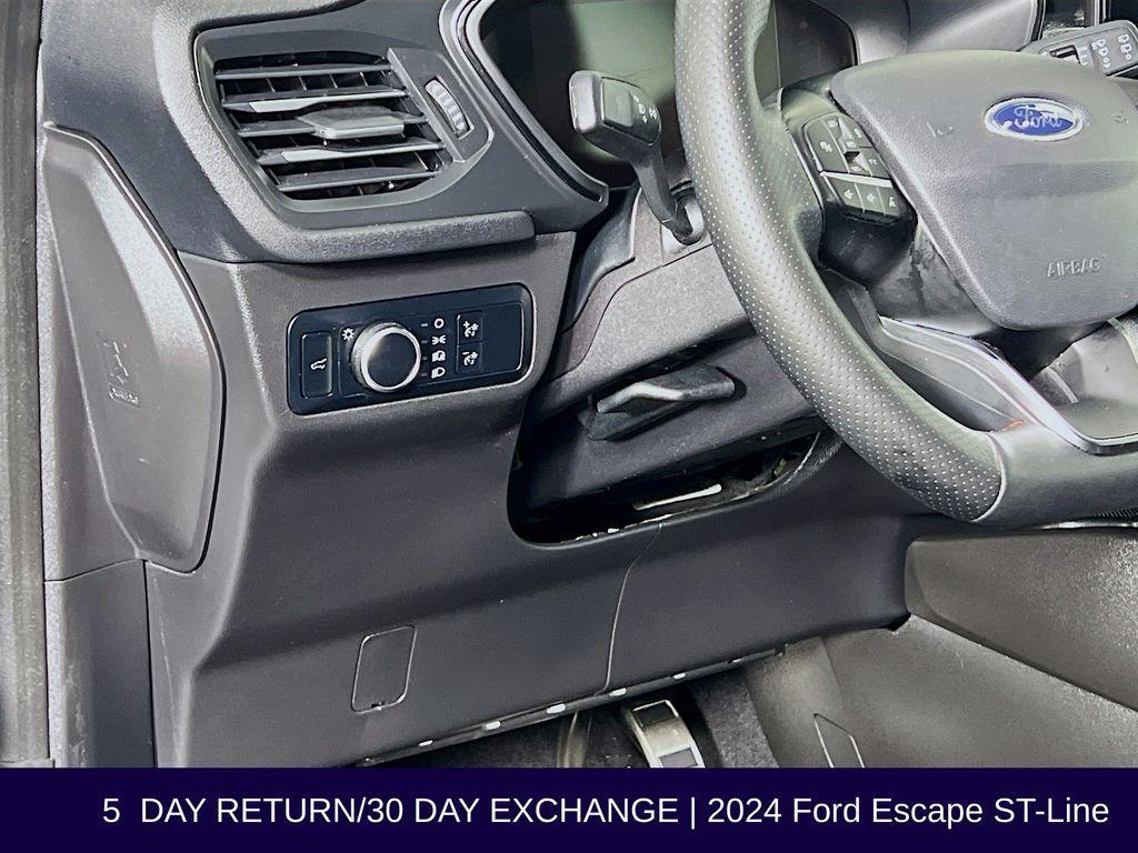 used 2024 Ford Escape car, priced at $21,499