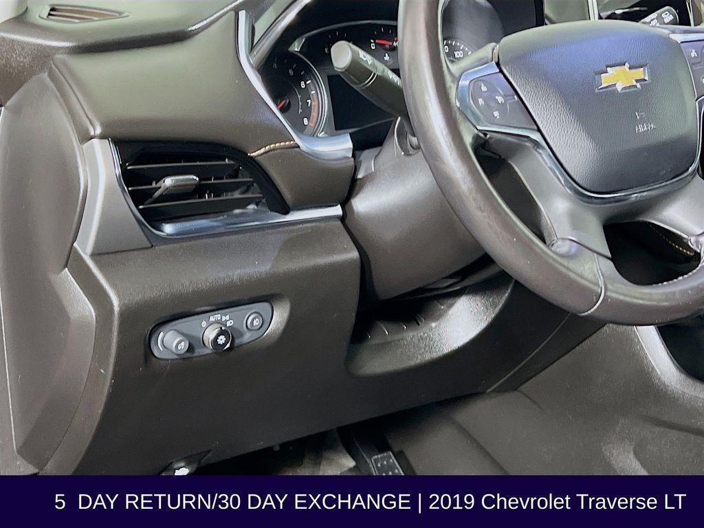 used 2019 Chevrolet Traverse car, priced at $15,999