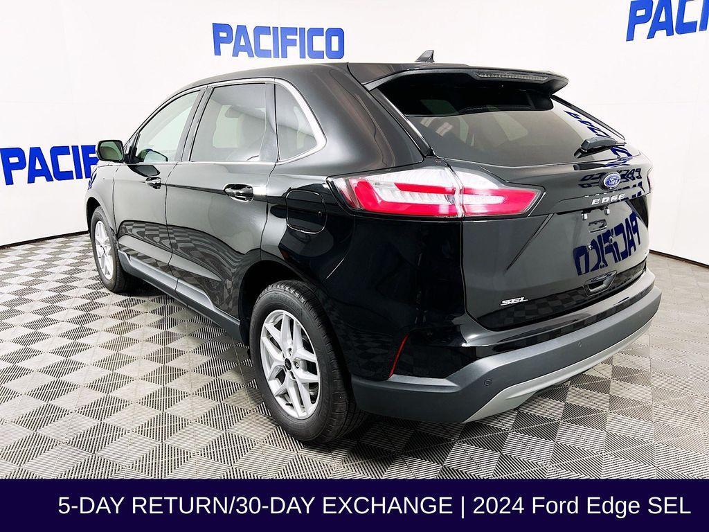 used 2024 Ford Edge car, priced at $29,480