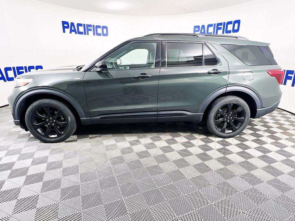 used 2022 Ford Explorer car, priced at $28,299