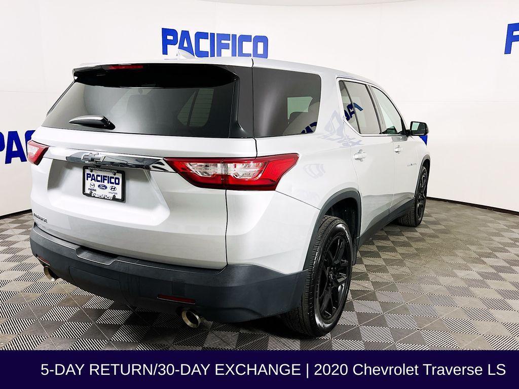 used 2020 Chevrolet Traverse car, priced at $18,159
