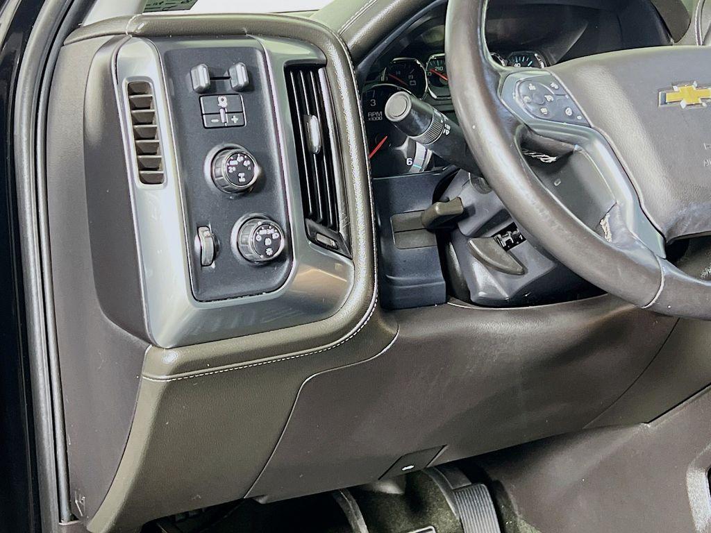 used 2015 Chevrolet Silverado 1500 car, priced at $21,999