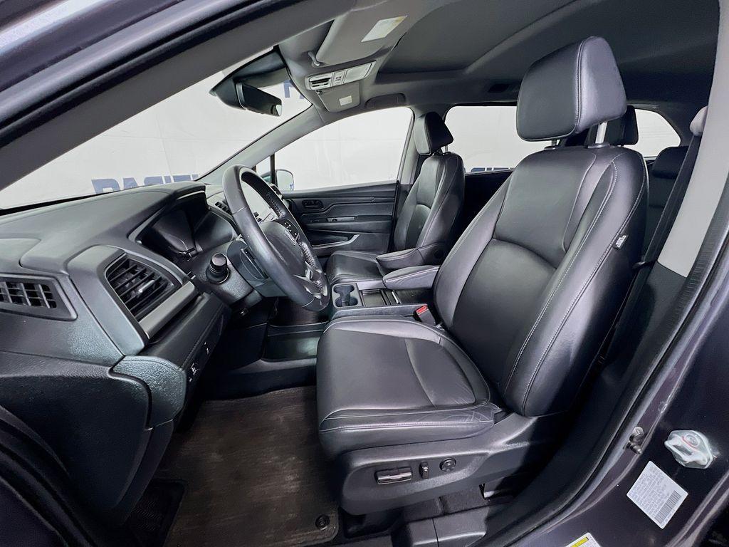 used 2023 Honda Odyssey car, priced at $35,480