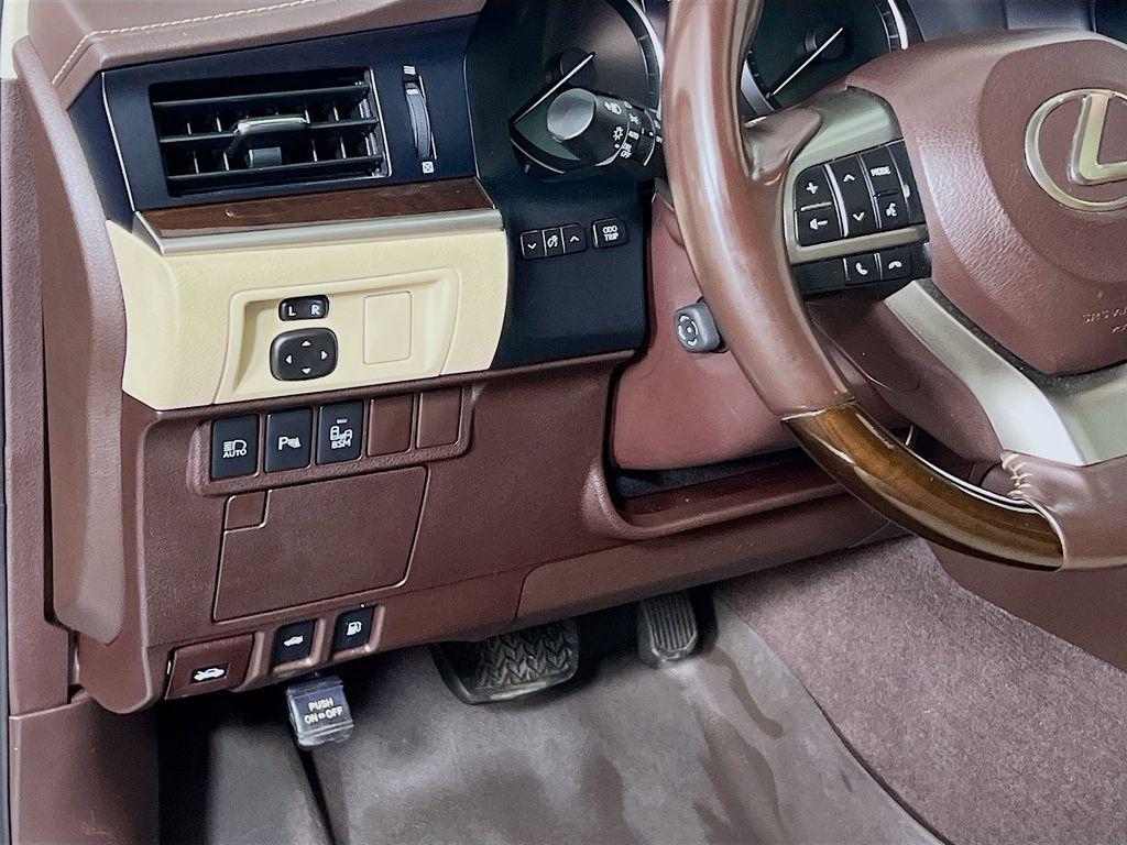 used 2018 Lexus ES 350 car, priced at $20,899