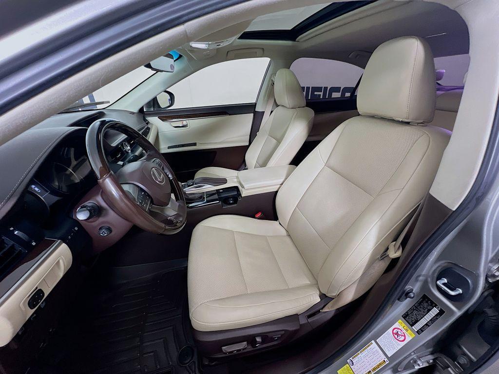 used 2018 Lexus ES 350 car, priced at $20,899