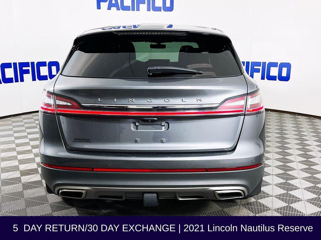 used 2021 Lincoln Nautilus car, priced at $25,480