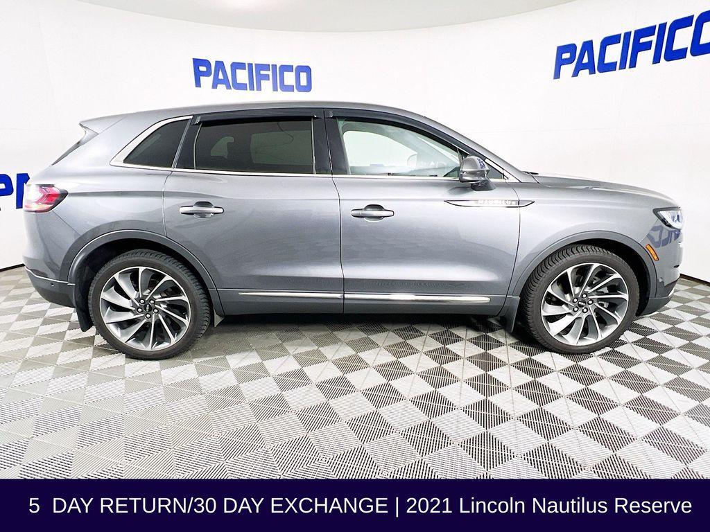 used 2021 Lincoln Nautilus car, priced at $25,480