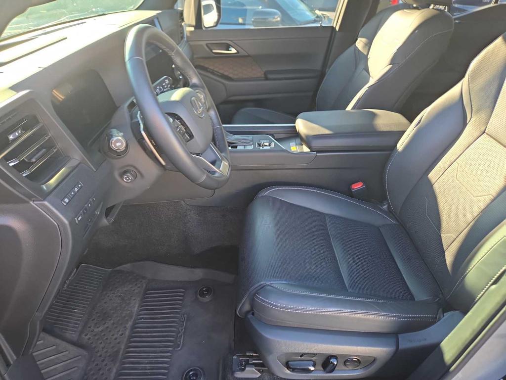 used 2024 Lexus GX 550 car, priced at $81,995