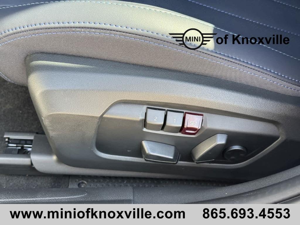 new 2025 MINI Hardtop car, priced at $40,380