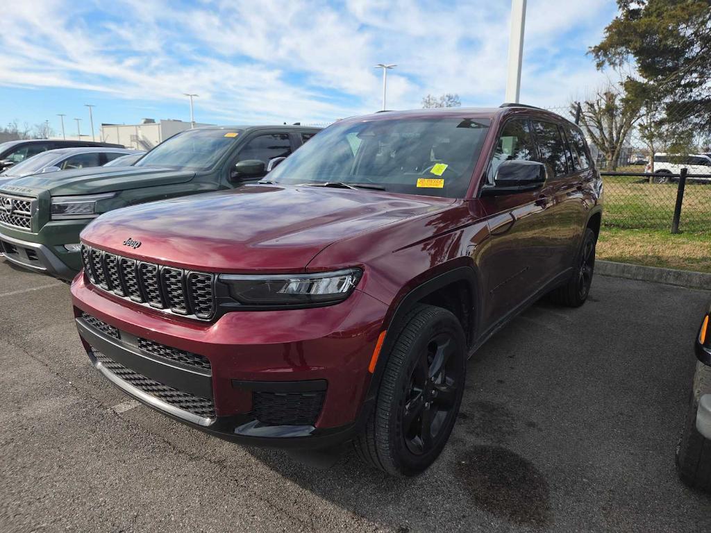 used 2024 Jeep Grand Cherokee L car, priced at $35,995