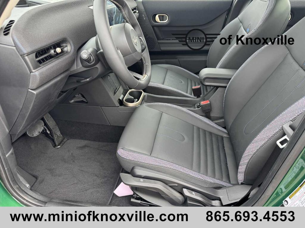 new 2025 MINI Hardtop car, priced at $38,600