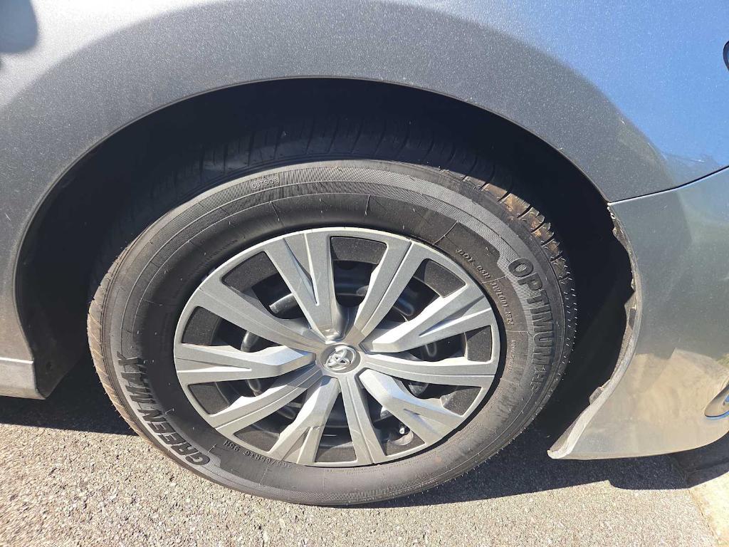 used 2022 Toyota Camry Hybrid car, priced at $19,995