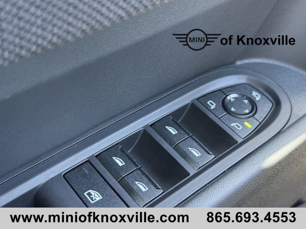 new 2025 MINI Hardtop car, priced at $38,810