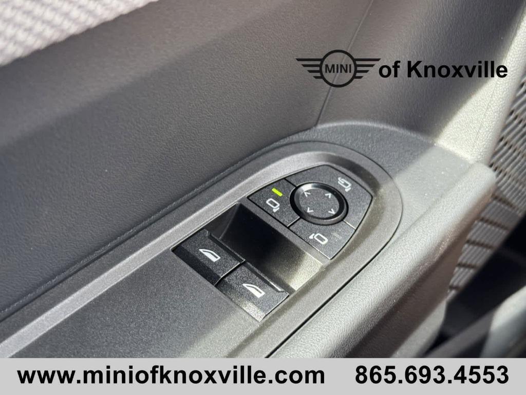 new 2025 MINI Hardtop car, priced at $37,380