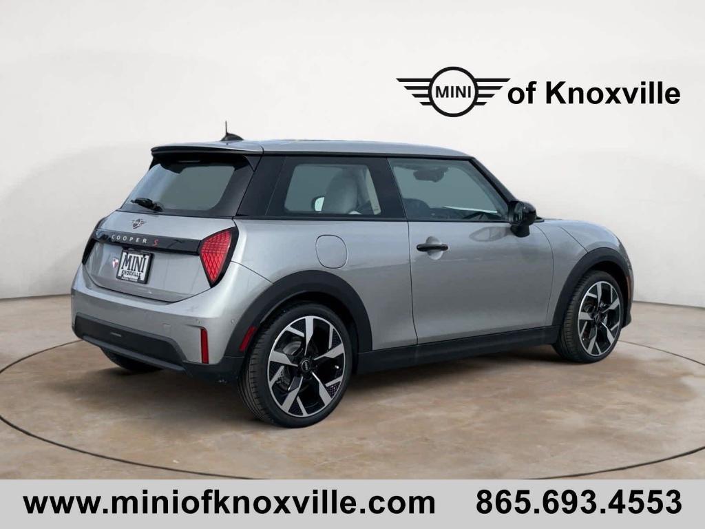 new 2025 MINI Hardtop car, priced at $37,380