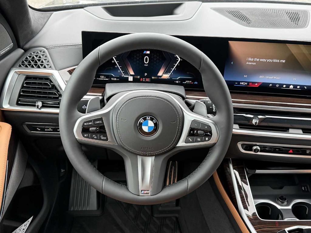new 2026 BMW X7 car, priced at $104,605