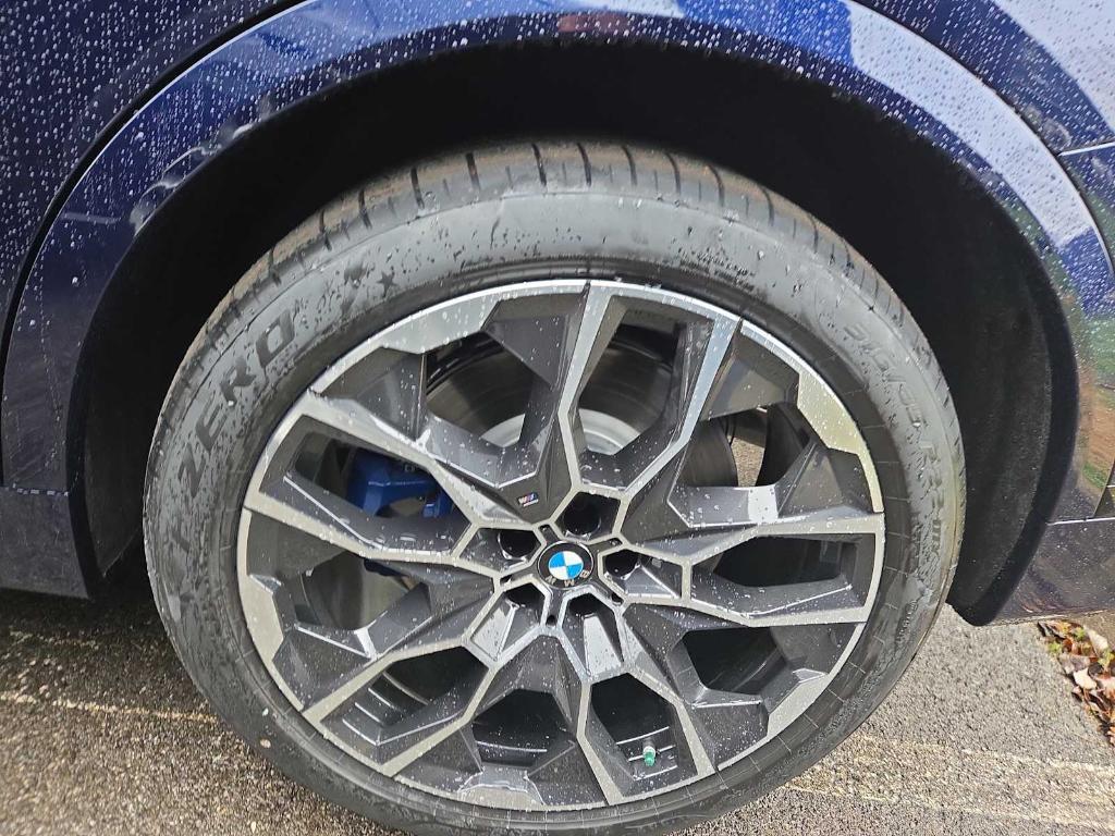 new 2026 BMW X7 car, priced at $125,505