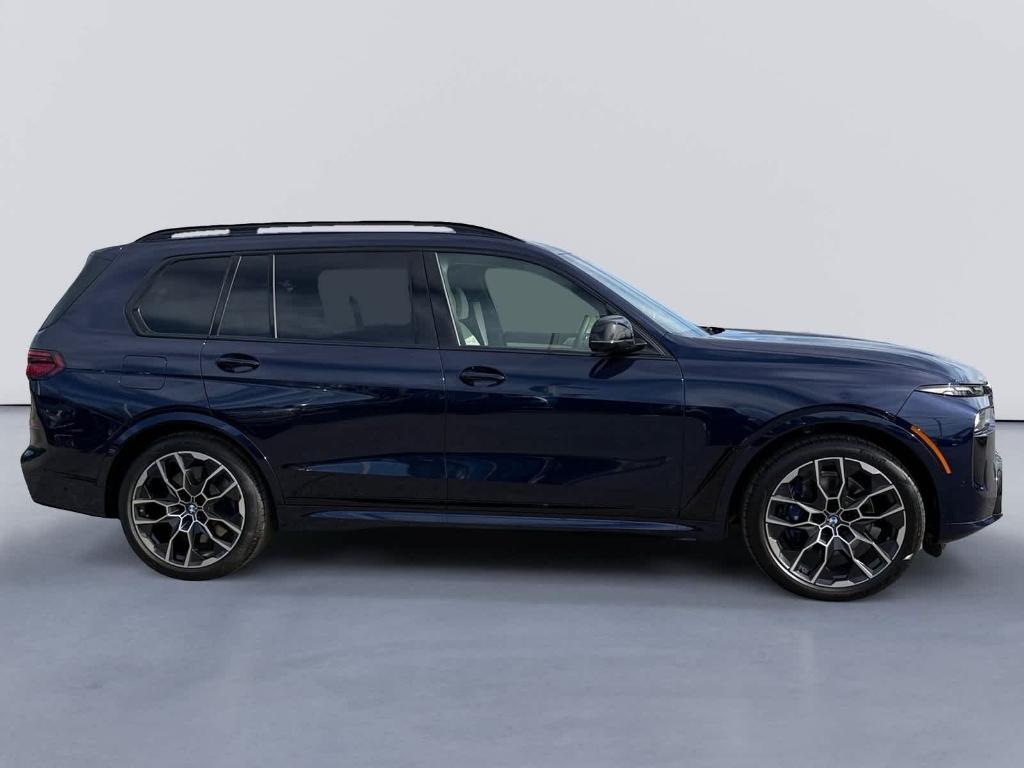 new 2026 BMW X7 car, priced at $125,505