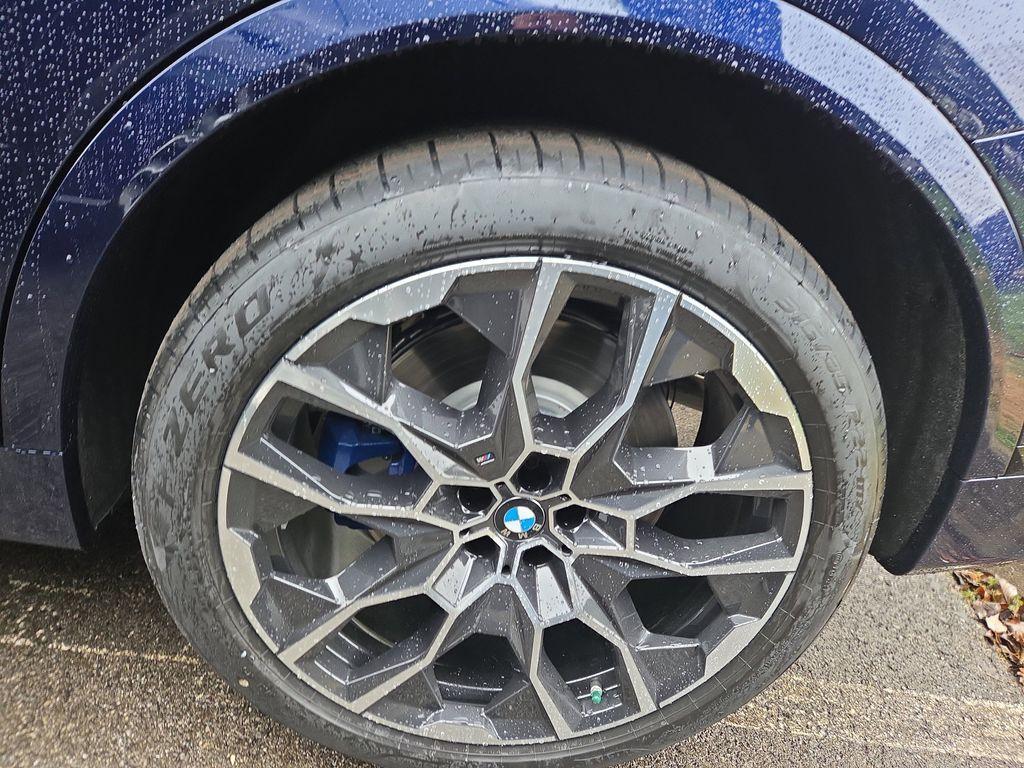 new 2026 BMW X7 car, priced at $125,505