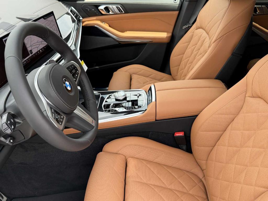new 2026 BMW X7 car, priced at $96,035