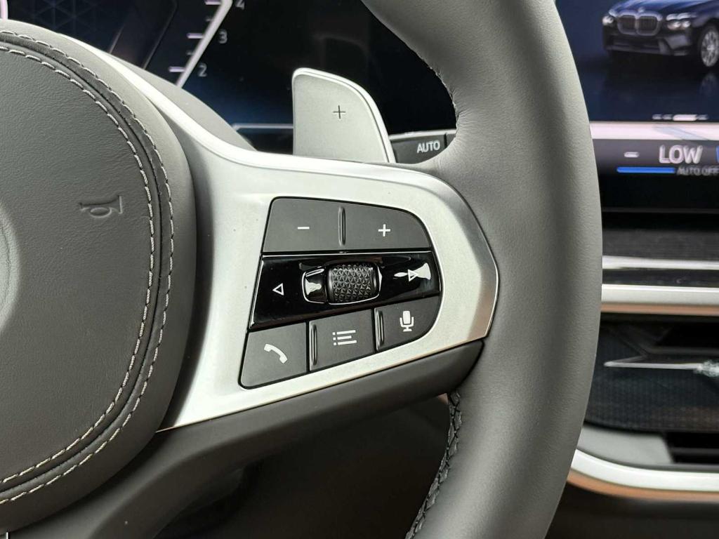 new 2026 BMW X7 car, priced at $96,035