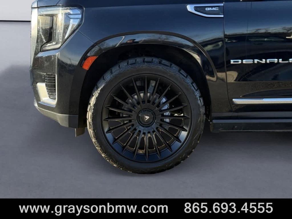 used 2022 GMC Yukon car, priced at $43,995