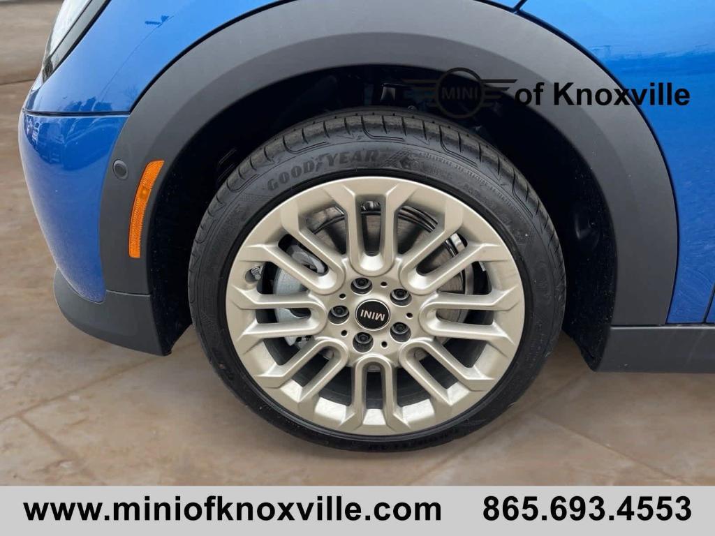 new 2025 MINI Hardtop car, priced at $38,810