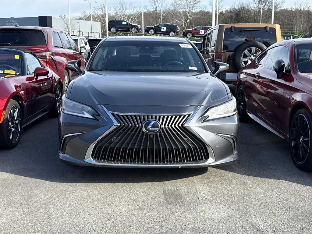 used 2020 Lexus ES 300h car, priced at $31,995