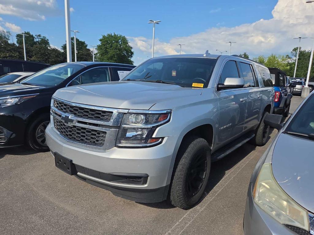 used 2017 Chevrolet Suburban car, priced at $19,995