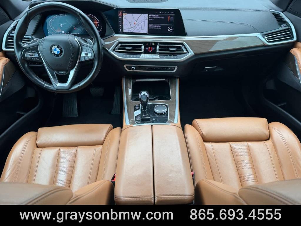 BMW X5 view 21