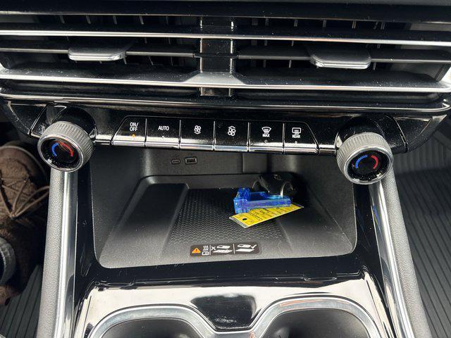 used 2025 Chevrolet Traverse car, priced at $41,244