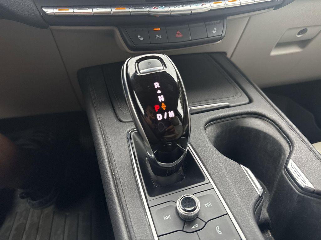 used 2021 Cadillac XT4 car, priced at $24,553