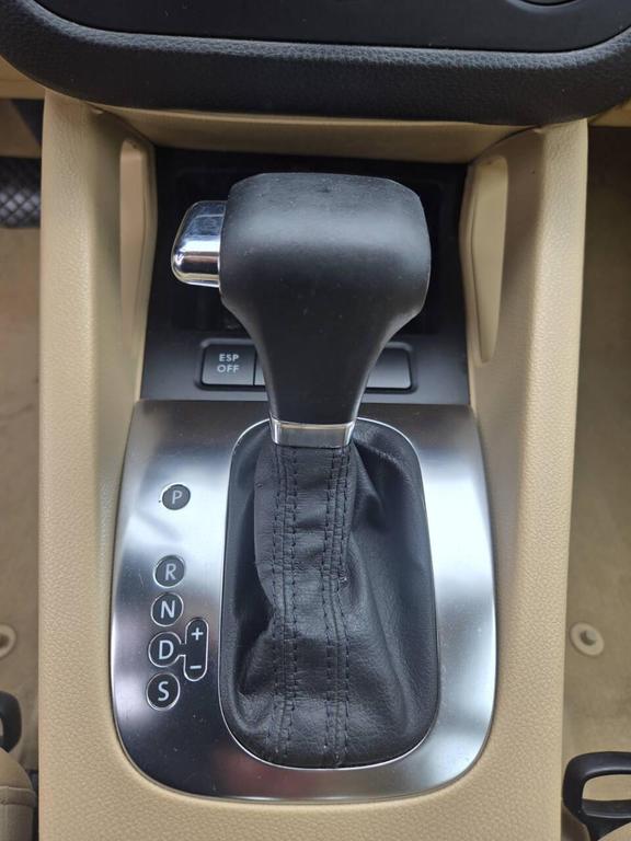 used 2009 Volkswagen Jetta car, priced at $6,888