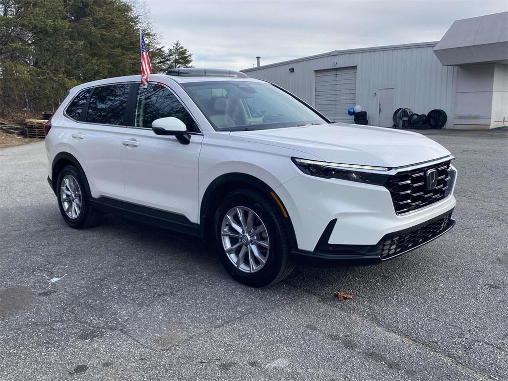 used 2025 Honda CR-V car, priced at $33,469