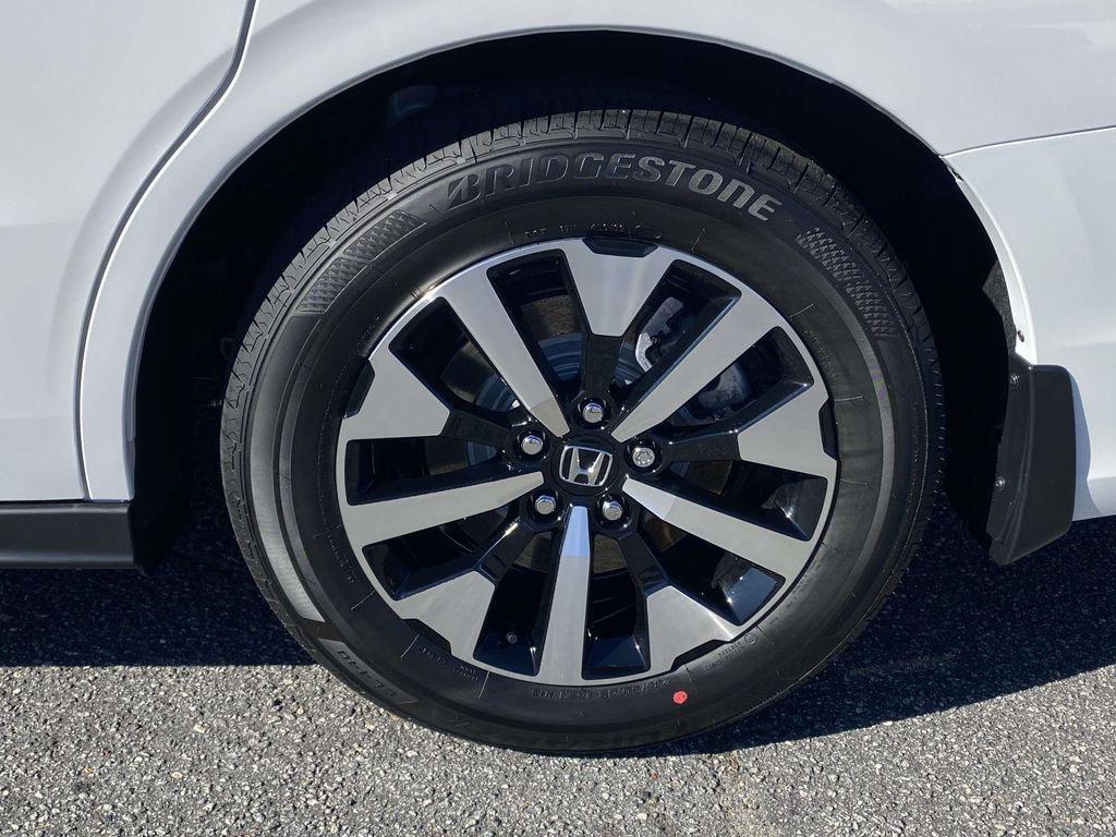 new 2026 Honda Odyssey car, priced at $45,705