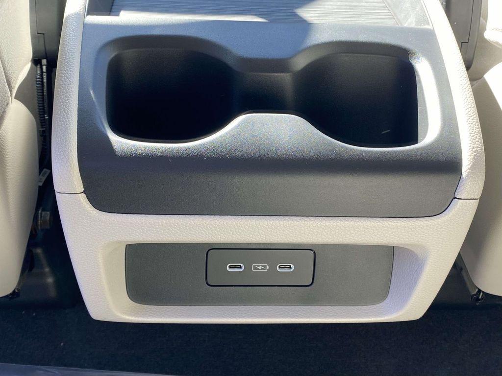 new 2026 Honda Odyssey car, priced at $45,705